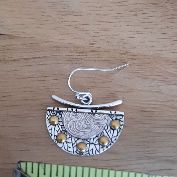 NWOT  Semi circle  fan shaped copper and silver toned earrings. - Picture 4 of 5